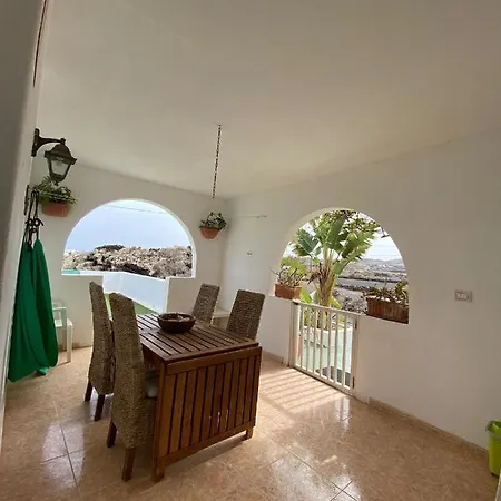Tranquila Vila Orzola